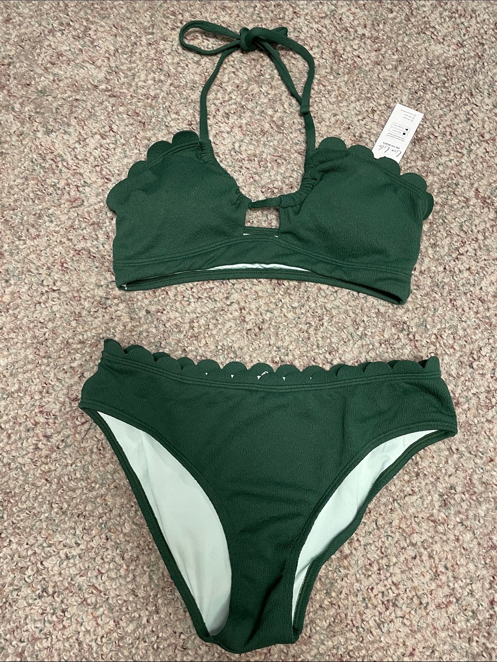 Cupshe Scallop Edge Dark Green Bikini Set